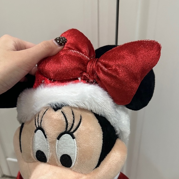 Disney Minnie Mouse Plush - Picture 5 of 6